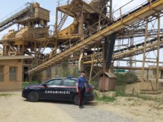 Serdiana, resta incastrato nel nastro trasportatore: operaio in codice rosso