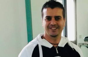 Tragedia a Tonara: 52enne cade nel vuoto da una scala