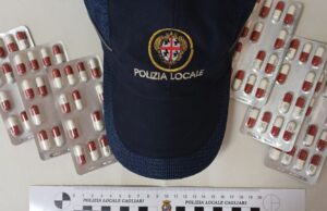 Cagliari, girava con 170 compresse di droga da strada: denunciato