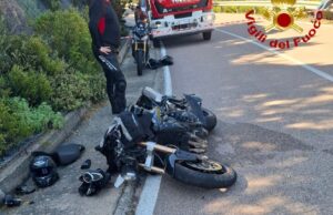 Tragedia a Talana, sbanda con la moto e finisce fuori strada: morto 61enne