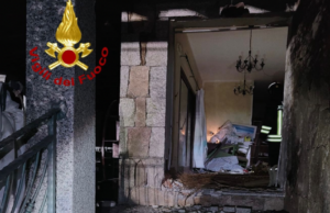 Siniscola, esplode una bomba: attentato al villaggio “Appentos”