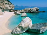 Turismo, nel 2025 record in Sardegna: registrate oltre 20 milioni di presenze