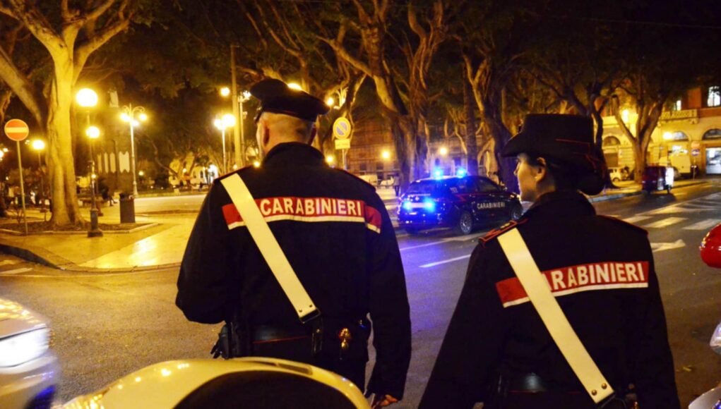 Cagliari, uso indebito di carte di pagamento e furto: 24enne arrestato