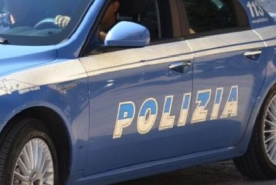 Oristano, stalking e maltrattamenti in famiglia: uomo condotto al carcere di Massama