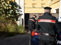 Samassi, ruba dei profumi e spintona un uomo per scappare: arrestato