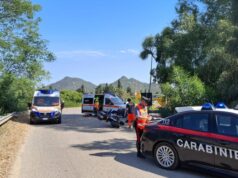 Castiadas, grave incidente a Cala Sinzias: feriti due turisti tedeschi in moto