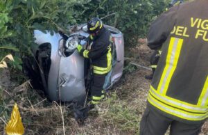 Incidente a Moros, auto si ribalta: 3 giovani trasportati in ospedale
