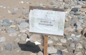 Rischio Escherichia coli a Santa Caterina di Pittinuri: balneazione vietata