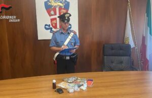 Sassari, 80 grammi di eroina nascosti sotto un vaso: un arresto