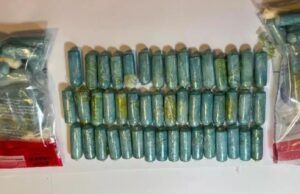 Alghero, donna 73enne sbarca con 64 ovuli di cocaina: arrestata