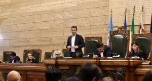 Sindaci più amati d’Italia, Zedda al 55% ma in calo | Cresce Mascia