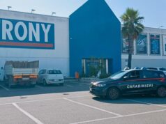 San Sperate, furto nella notte al Trony: ladri in fuga con diversi cellulari