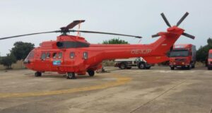 Devastante incendio a Bonorva: sul posto tre elicotteri