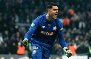 Cagliari, si cambia tra i pali: idea Mannone, in due potrebbero salutare