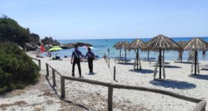 Torre dei Corsari, macabra scoperta in spiaggia: rinvenuta una mandibola umana