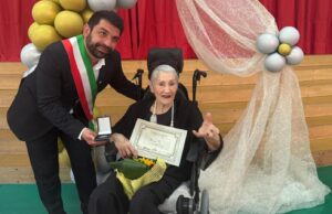 Cagliari in festa per Maria Piu: nata nel 1925 ha spento 100 candeline