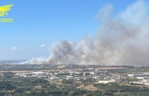 La Sardegna brucia ancora: 22 incendi, salvate due persone a Villaspeciosa
