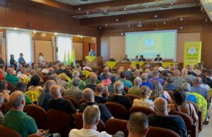 Campagne in trincea, all’assemblea Coldiretti scotta il tema dermatite bovina