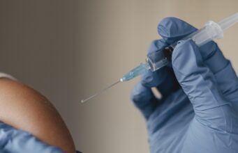Influenza, solo il 37% degli anziani sardi si vaccina