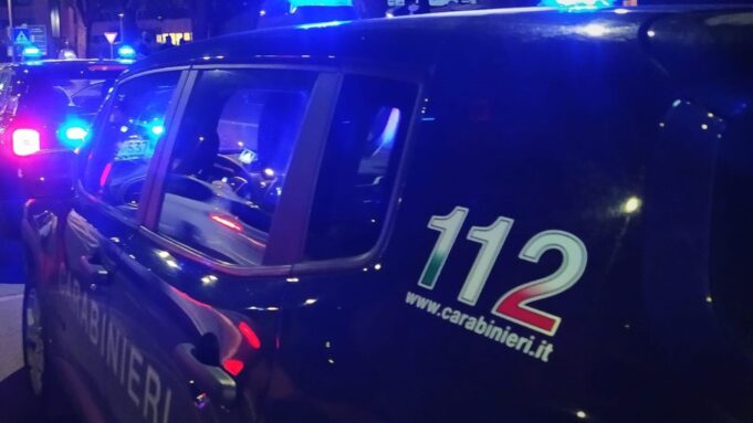 Panico a Ossi, armato di fucile si aggirava in centro: scatta l’arresto