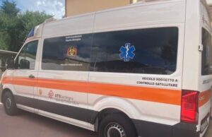 Paura ad Arbatax, cade e batte la testa sulle rocce: grave un 15enne