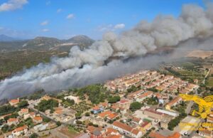 Da paradiso a inferno, la Sardegna brucia: ieri 42 incendi sul territorio