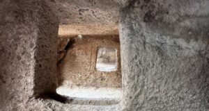 Bonorva, gli scavi riportano alla luce tre domus de janas