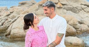 La dolcissima dedica di Deiola per la moglie: “Ti sceglierei anche tra mille vite”