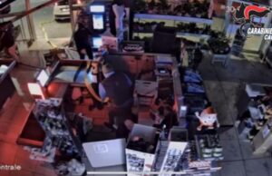 Svaligiano gioielleria a Elmas e market a Pula: banda arrestata a Sassari