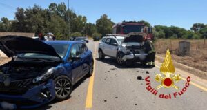 Alghero, brutto scontro tra due auto sulla Sp 44