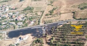 Sardegna, oggi altri 13 incendi: intervento di un elicottero a Narcao