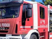 Paura a Oristano, incendio in casa colonica: un anziano in ospedale