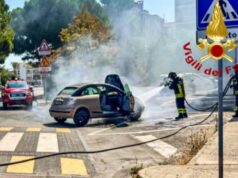 Monserrato, paura in via Decio Mure: incendio distrugge un’auto