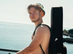 Alfa incantato dalla Sardegna: “Vi amo, siete la mia serotonina”