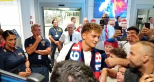 L’entusiasmo di Sebastiano Esposito: “Molto felice di essere qui, volevo il Cagliari”