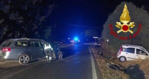 Pauroso incidente ad Alghero: frontale tra due auto, 3 feriti in ospedale