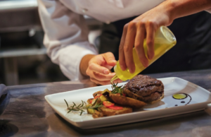 Ferragosto nel Sud Sardegna: il 70% dei ristoranti aperti, menù fissi tra 40 e 80 euro