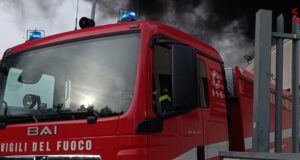 Incendio a Ghilarza, fiamme in appartamento: donna intossicata in ospedale
