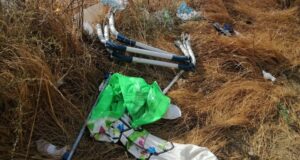 Sardegna sommersa dai rifiuti: emergenza tra strade e spiagge