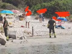 Punta Molentis, bagnanti sulle dune di sabbia nonostante il divieto