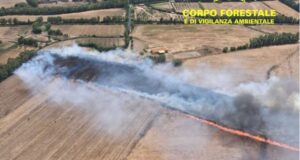 Dopo Santadi, grosso incendio anche a Carbonia: Sulcis sotto assedio