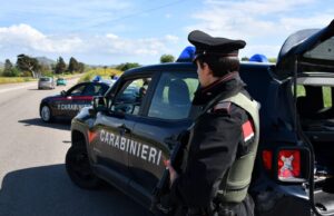 Cagliari, finge di essere stato investito e chiede soldi: 48enne arrestato