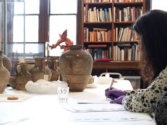 Tesori di Tharros, dalla Gran Bretagna a Cabras: resi 132 reperti archeologici