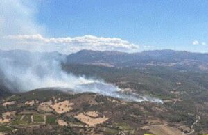 Sardegna, oggi altri 25 incendi: 8 hanno richiesto intervento dei mezzi aerei