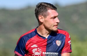Cagliari-Inter, infortunio al ginocchio per Belotti: ansia per il gallo
