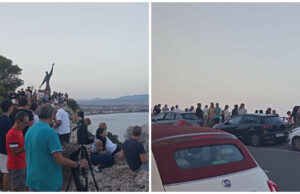 Cagliari col naso all’insù per l’eclissi lunare: tra picnic, binocoli e tantissime foto
