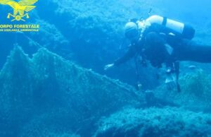 Villasimius, la Forestale recupera una rete “fantasma” di 300m