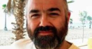 Vacanza in Sardegna si trasforma in tragedia: turista 48enne morto a Budoni