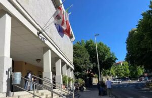 Morto sullo yacht a Olbia: nessuna traccia di monossido di carbonio e acido solfidrico