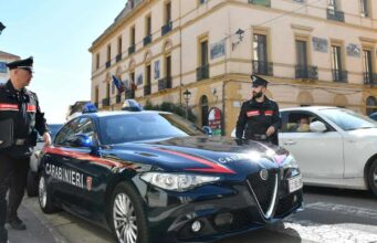 Studente 16enne arrestato per estorsione in una scuola del Cagliaritano